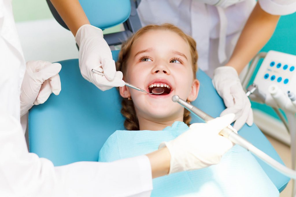 pediatric dentist in las vegas nv helping parent