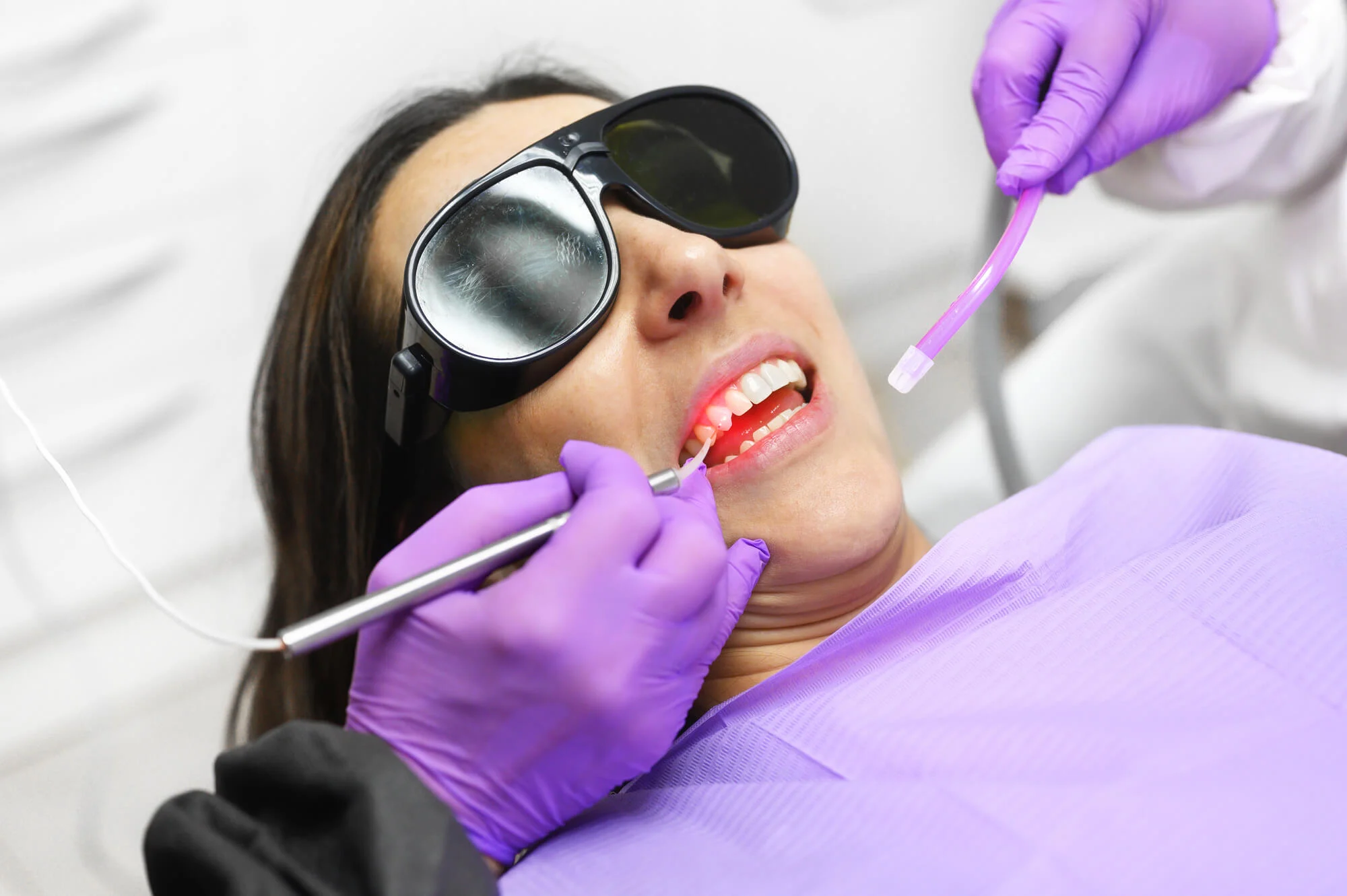woman undergoing safe laser dental service las vegas